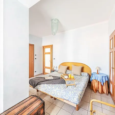 Gaudio Apartment *